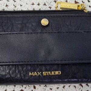 Max Studio Bilfold Wallet Black